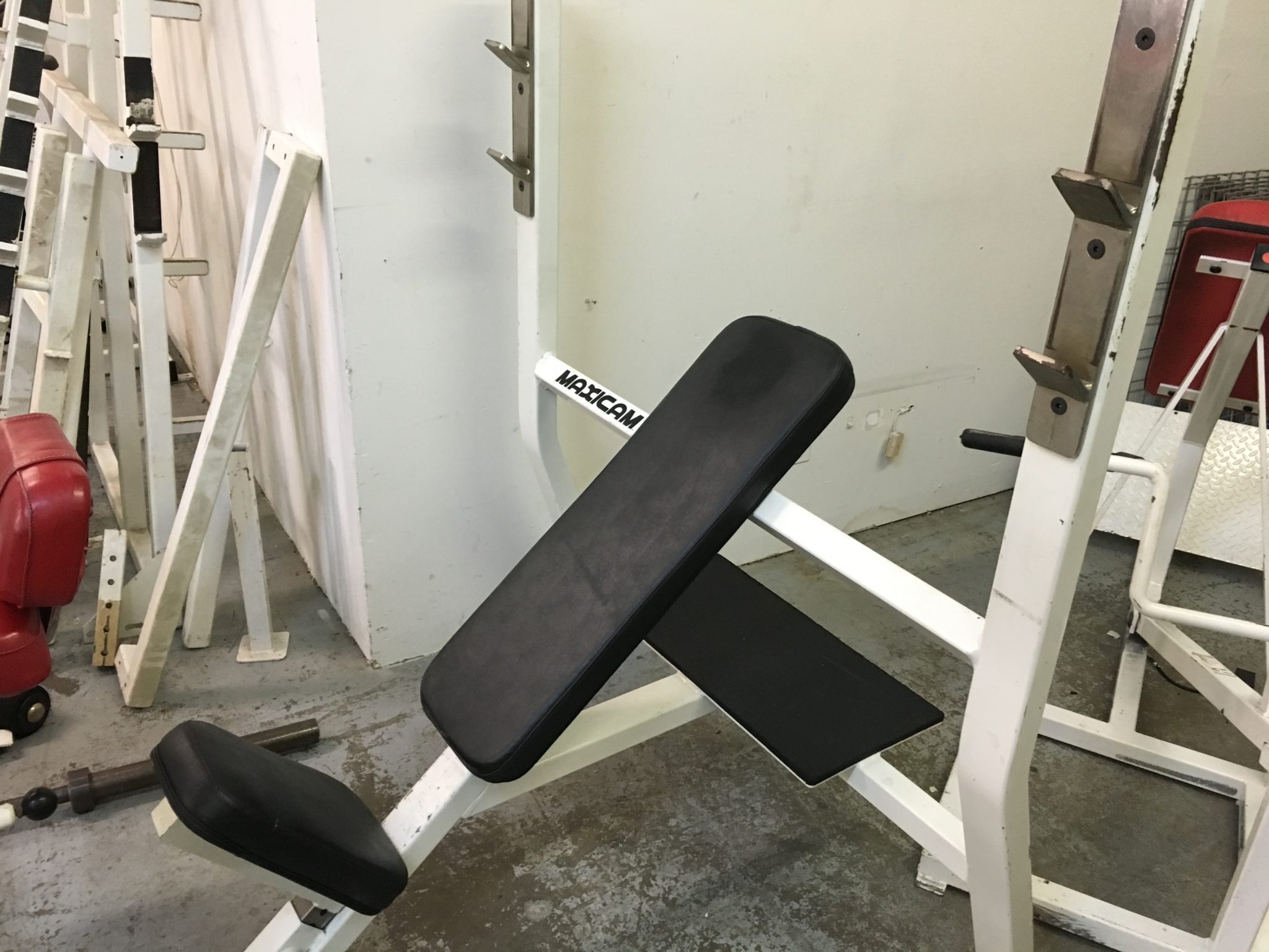 Used Maxicam Olympic Incline Bench Home